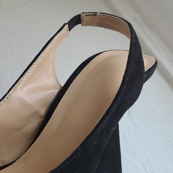 Pearl Pumps with Avant Garde Heel - Picture 12 of 12